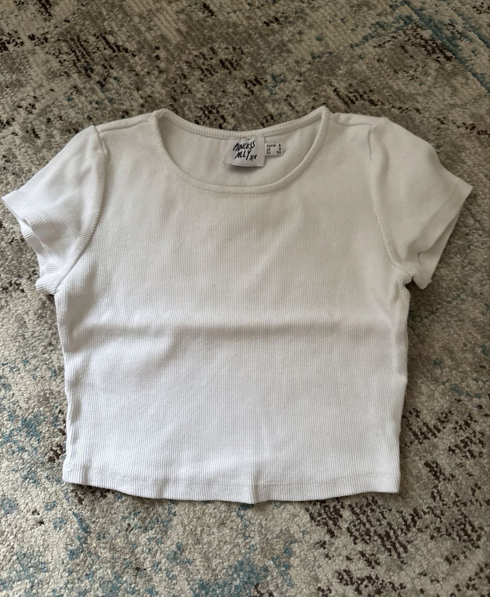 T-Shirts: WHITE RIBBED CROP TOP – Neu (gemäss Beschreibung) aus Hagendorn von ava_2hq7
