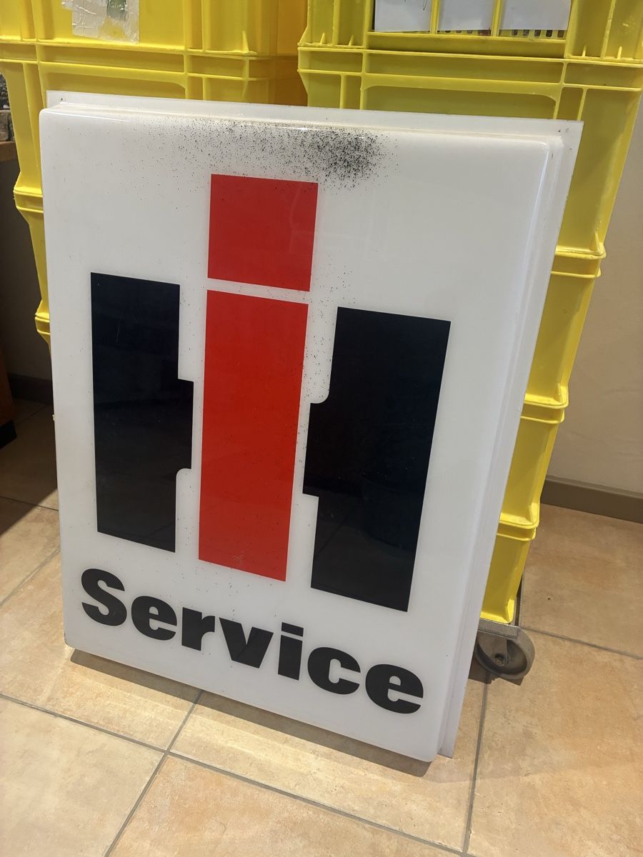 Schilder: Leuchtkasten Acryl IH SERVICE – Gebraucht aus Zürich von adig