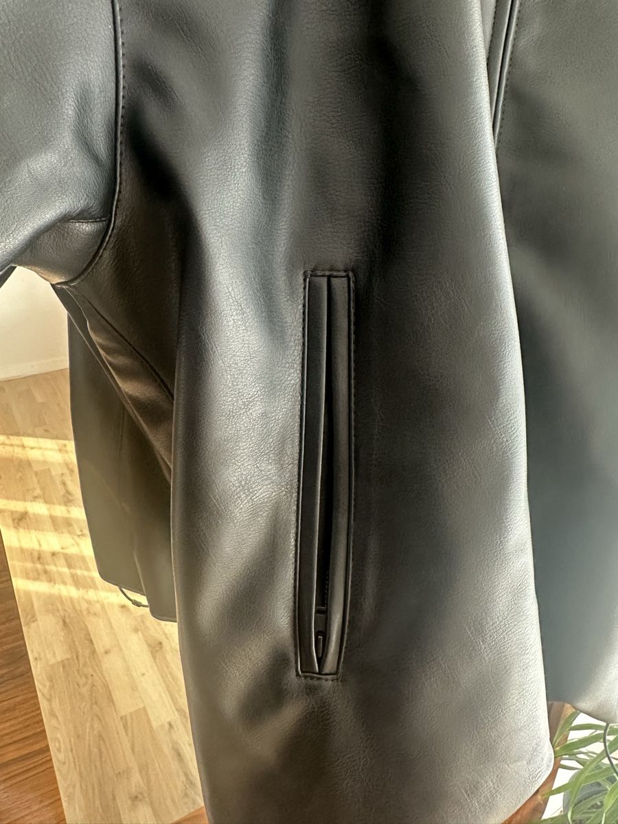 Uniqlo Giacche: Uniqlo Jacke XXL – Usato da Triengen venduto da Meetmeatthebodega 5