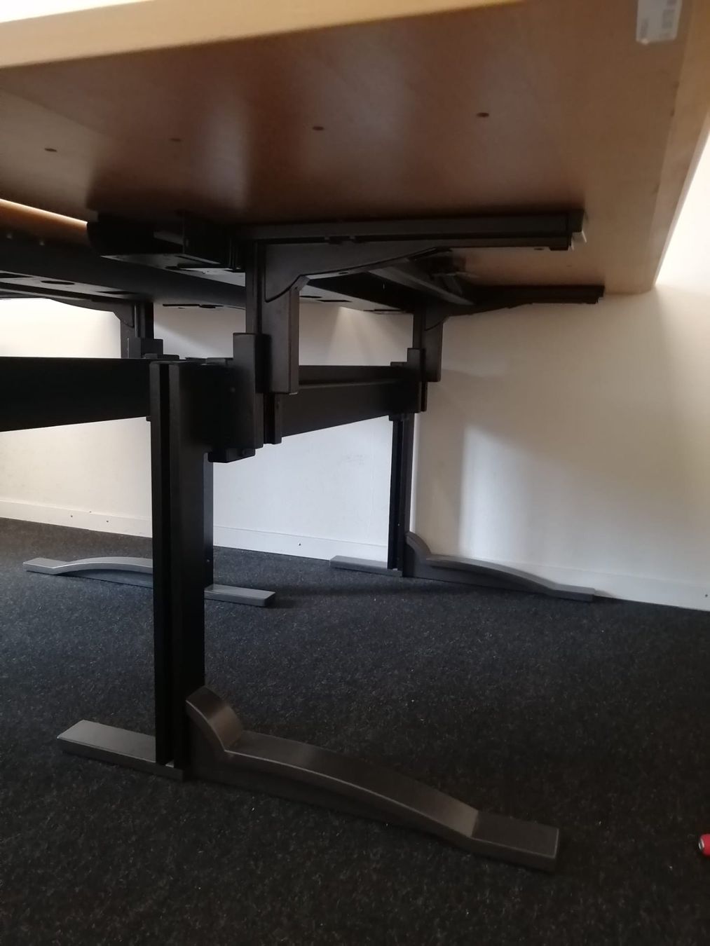 Scrivanie: guter Bürotisch Robust – Usato da Rüschegg-Heubach venduto da bmw325x 1