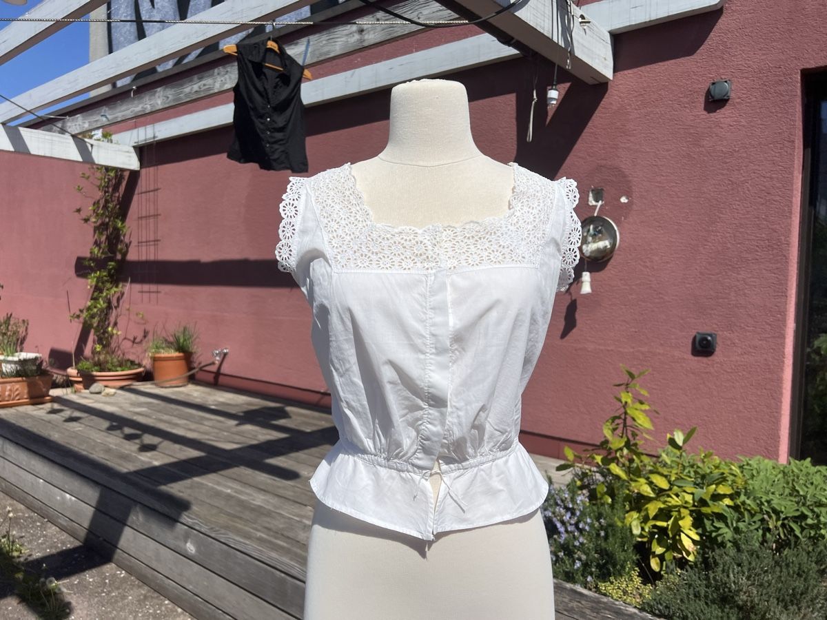 Top: Antikes Top Dirdnl-Stil – Usato da Zürich venduto da san_5ywy