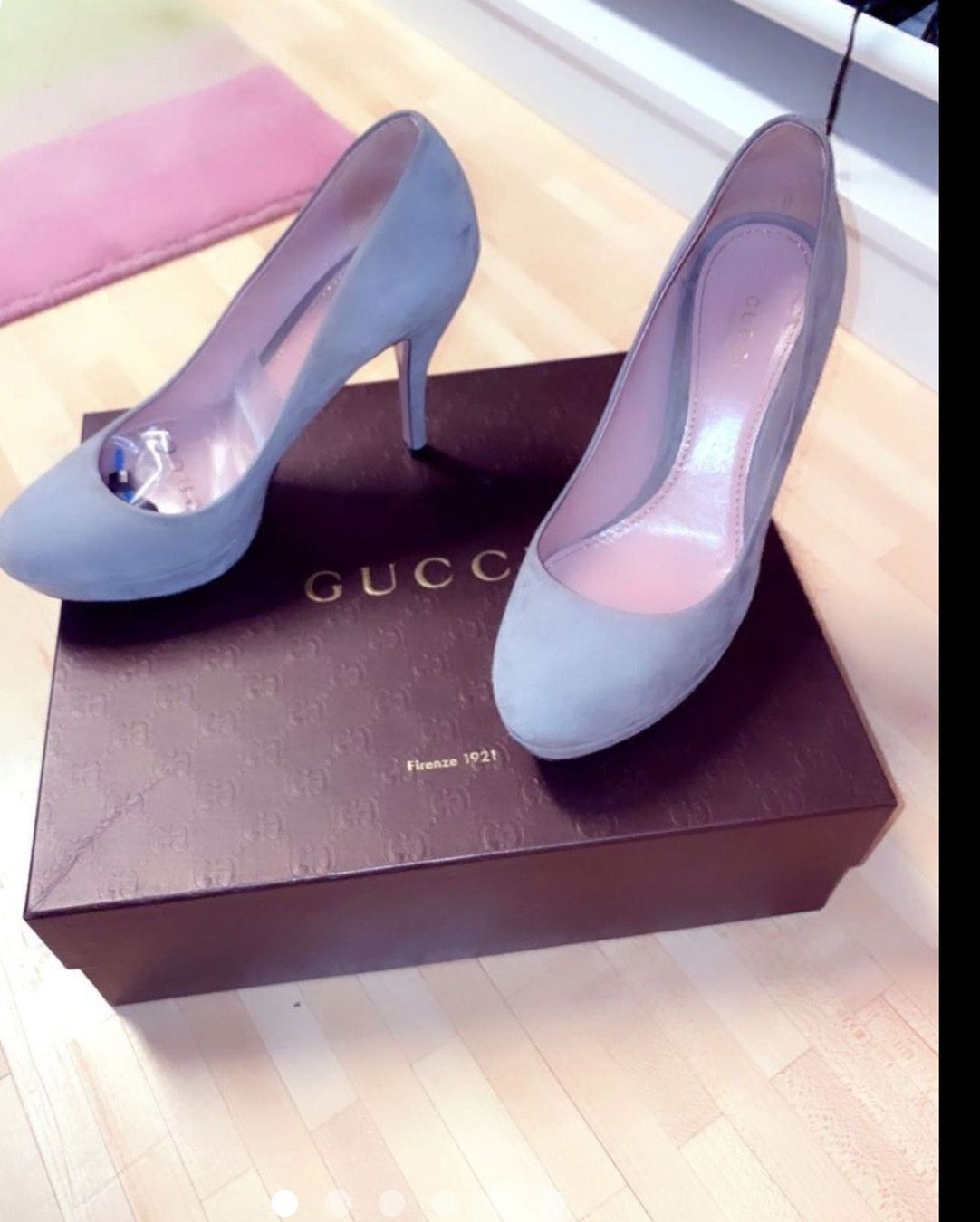 Gucci Scarpe da donna: Gucci pumps Escarpin daim/suede gris 36 – Usato da Zürich venduto da Julianobzh