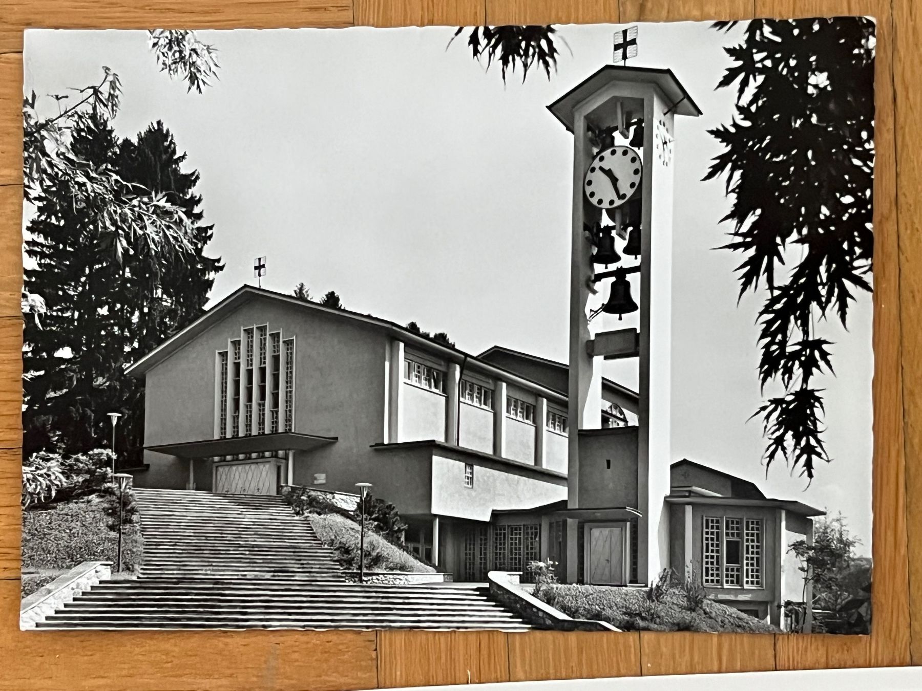 Cartoline postali: Luzern, Kath. Kirche St. Anton – Usato da Romanshorn venduto da luxcollect