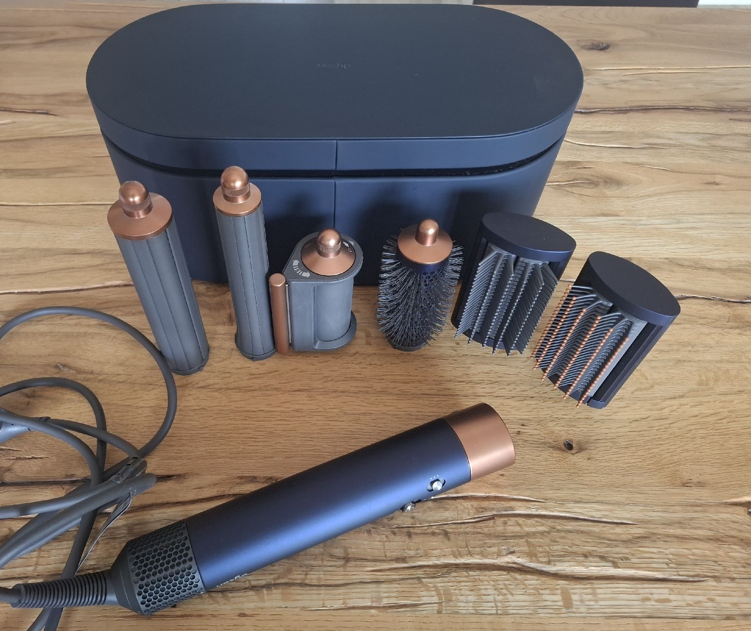 Dyson Föhn: Dyson Airwrap Multi-styler très peu utilisé  – Neu (gemäss Beschreibung) aus Chabrey von Frederica239