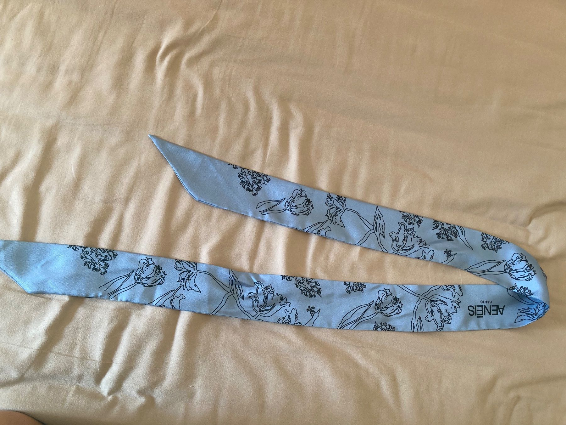 Foulards & écharpes: Silk foulard – Neuf (Voir description) à Zürich par san_lv28 2