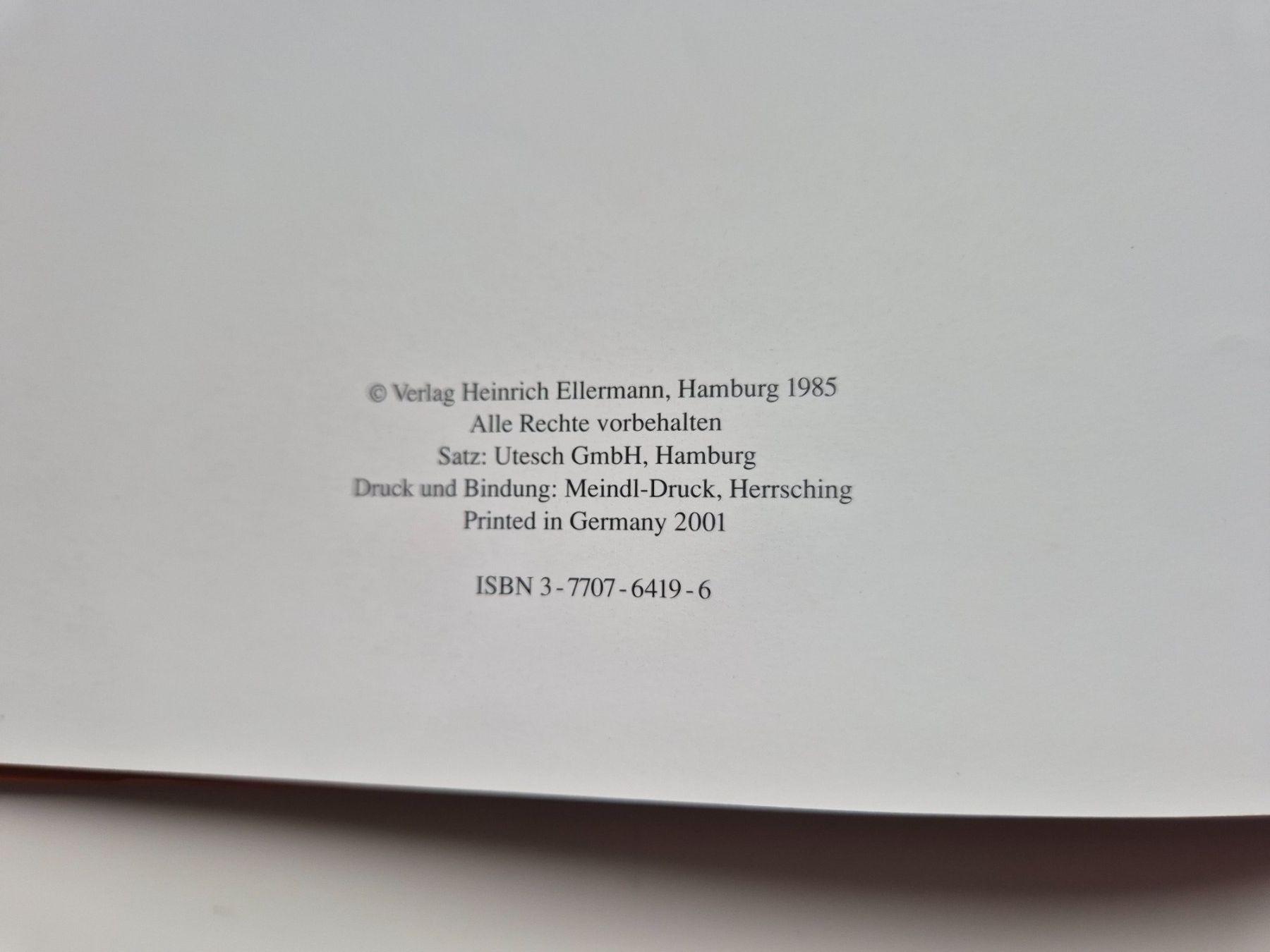Libri: Die Erd Uhr                 Una Jacobs – Usato da Niederweningen venduto da Obson 1