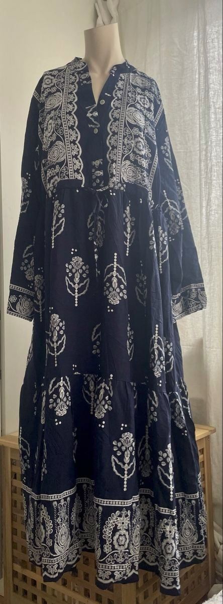Vestiti: Maxi-Kleid in Dunkelblau und Weiss – Nuovo (secondo la descrizione) da Bern venduto da tillier6