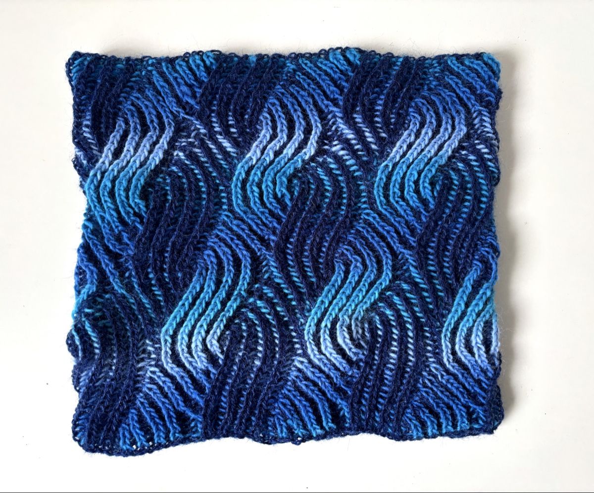 Foulard & Sciarpe: Halswärmer, Cowl, Loop, handgestrickt – Nuovo e nell'imballaggio originale da Fislisbach venduto da handglismet 1