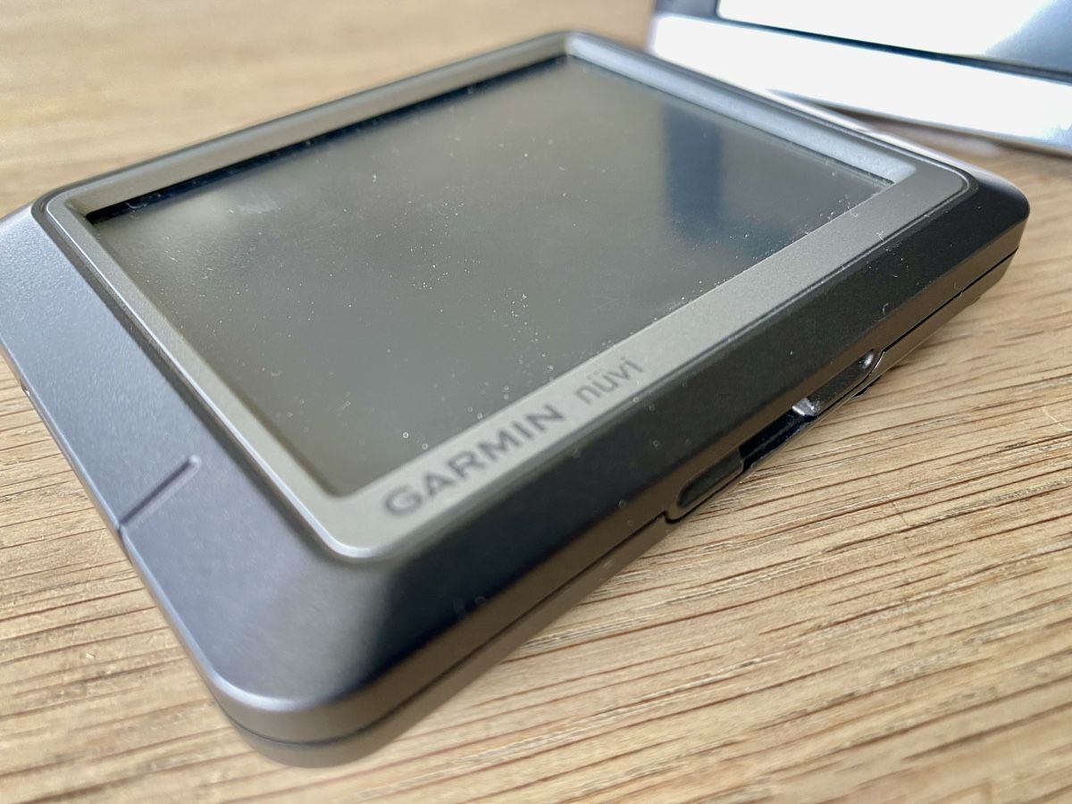 Garmin Navigationsgeräte: Garmin nüvi & Co. (Navi) – Defekt aus Murten von Defender10 2