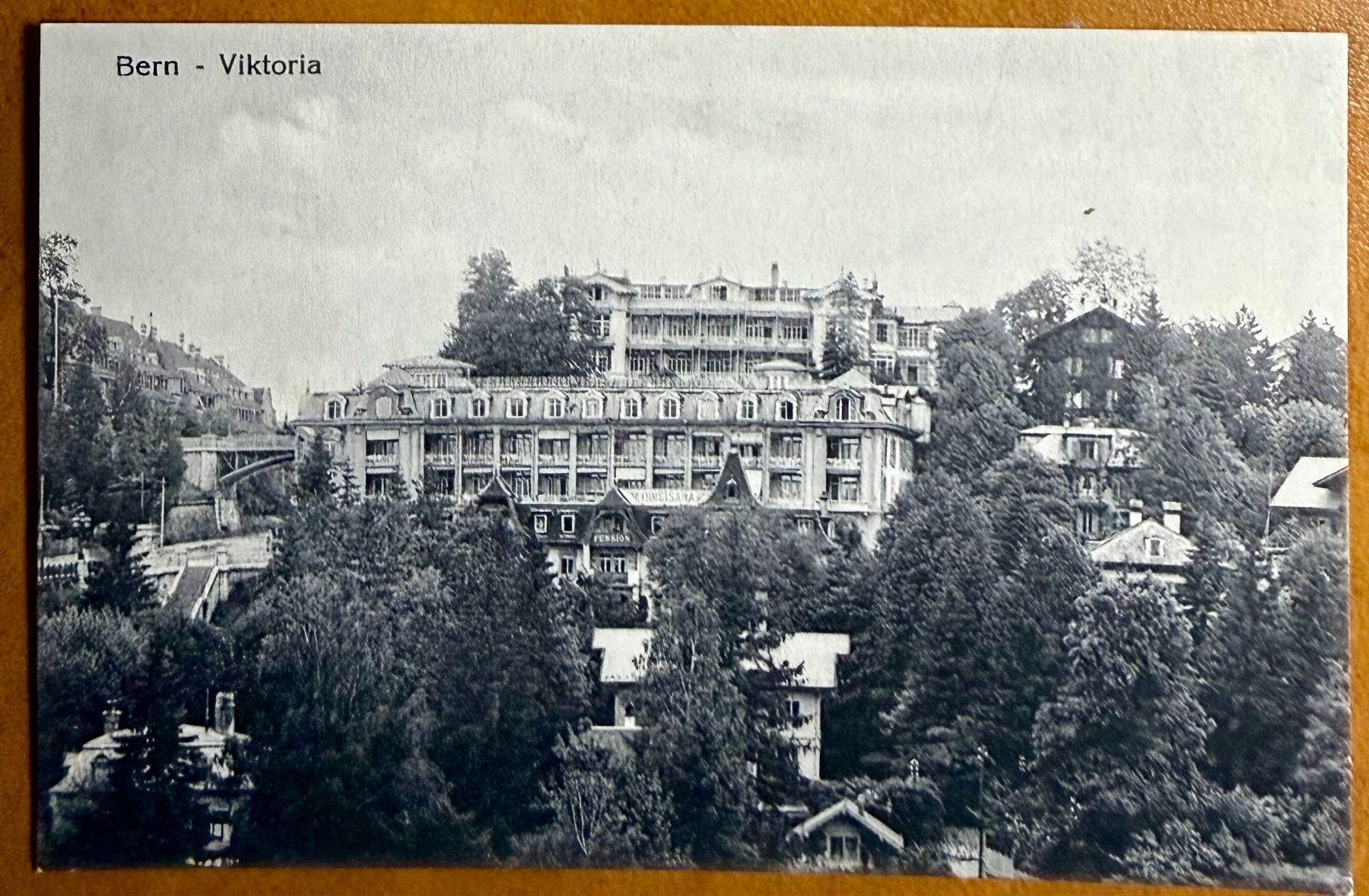 Cartoline postali: AK: Bern - Victoria – Usato da Lutry venduto da Ediego