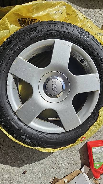 Audi Pneumatici & Ruote complete: Audi Winterräder mit sehr gutem Profil – Usato da Brunegg venduto da dom_k69f 2