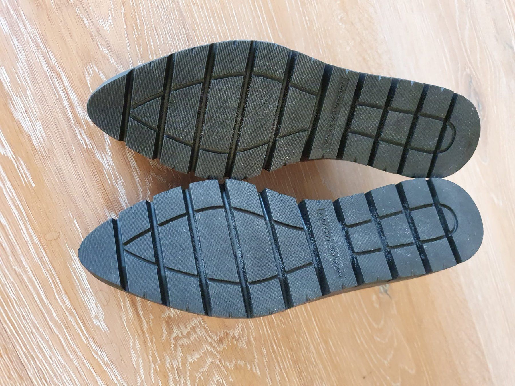 Scarpe da donna: Schuhe Kennel & Schmenger  Schwarz, Grösse 3.5 oder 36 – Nuovo (secondo la descrizione) da Uster venduto da Chrivo 2