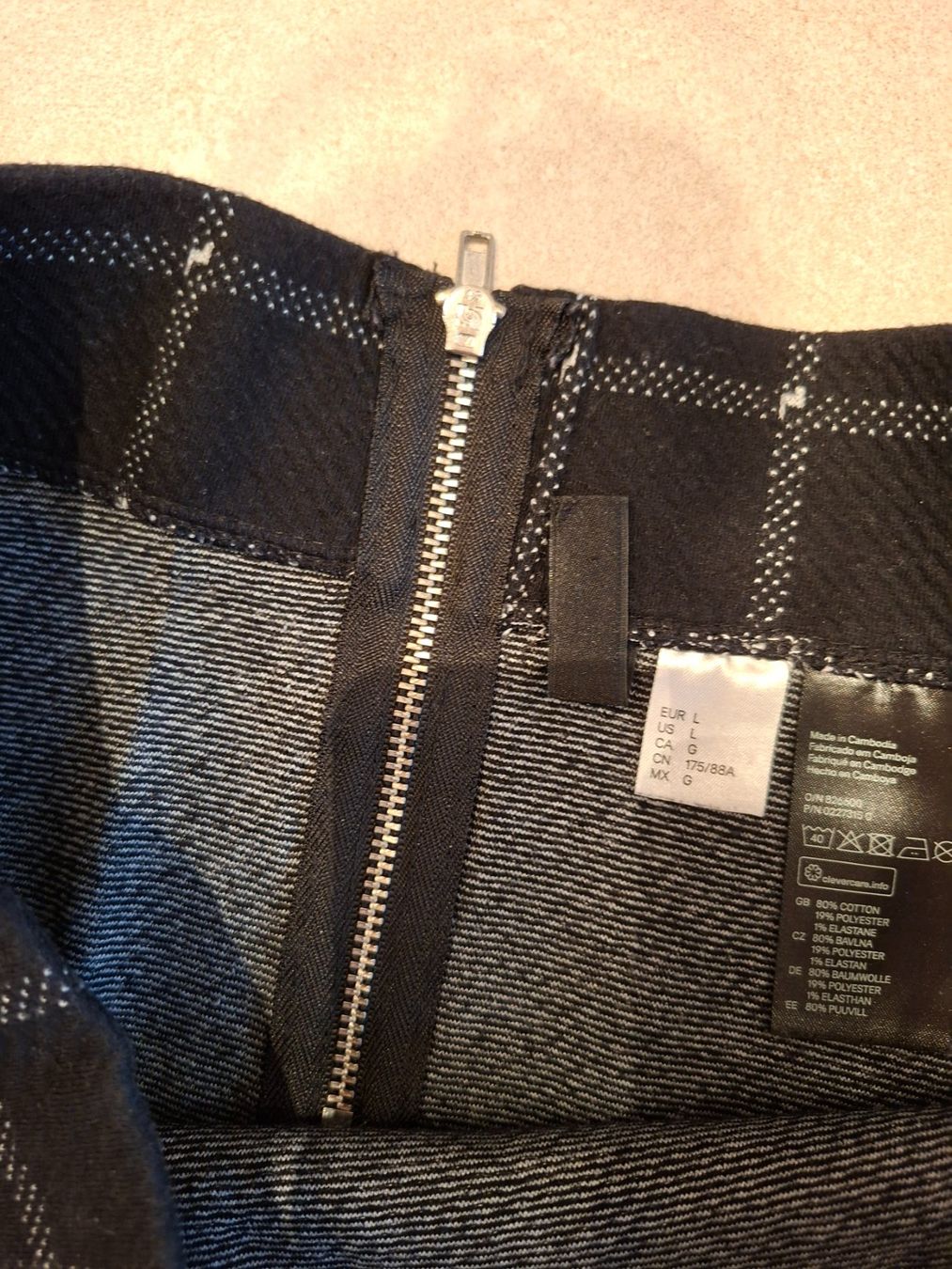 H&M Jupes: Schwarz/weiss karierter Minirock – D'occasion à Waltenschwil par PlantAddict 3