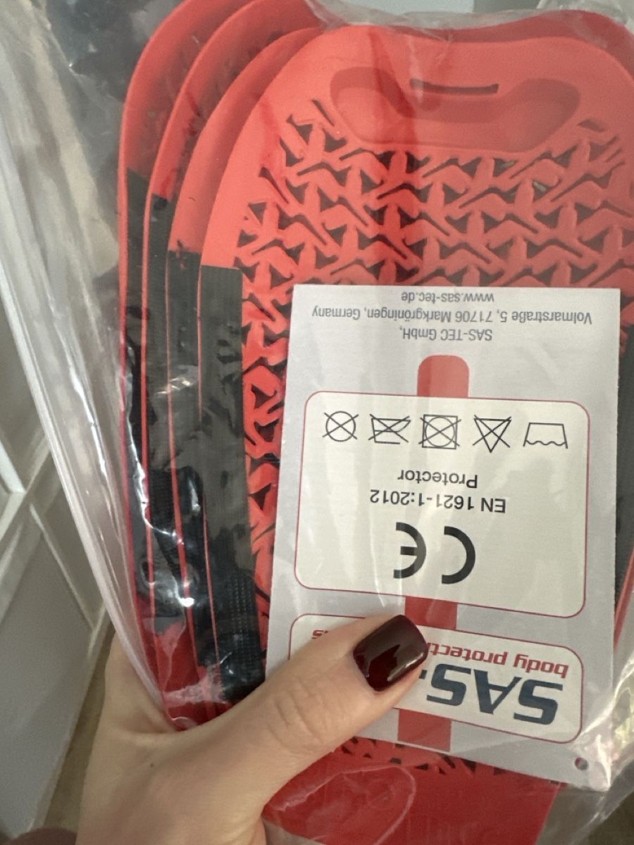Schutz & Schoner: Protektoren Level 1 – Neu (gemäss Beschreibung) aus Uster von oly_qf8y 1