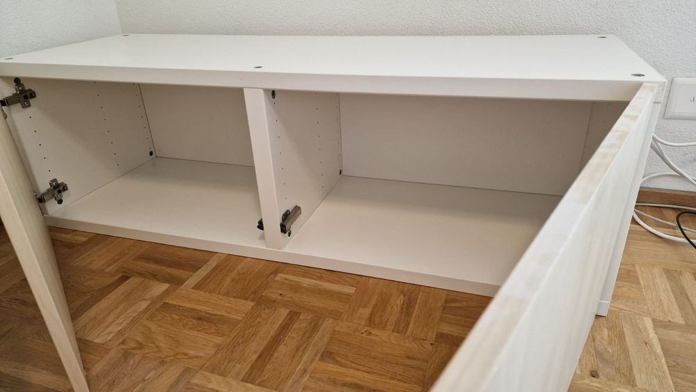 Ikea Besta Hangeschrank