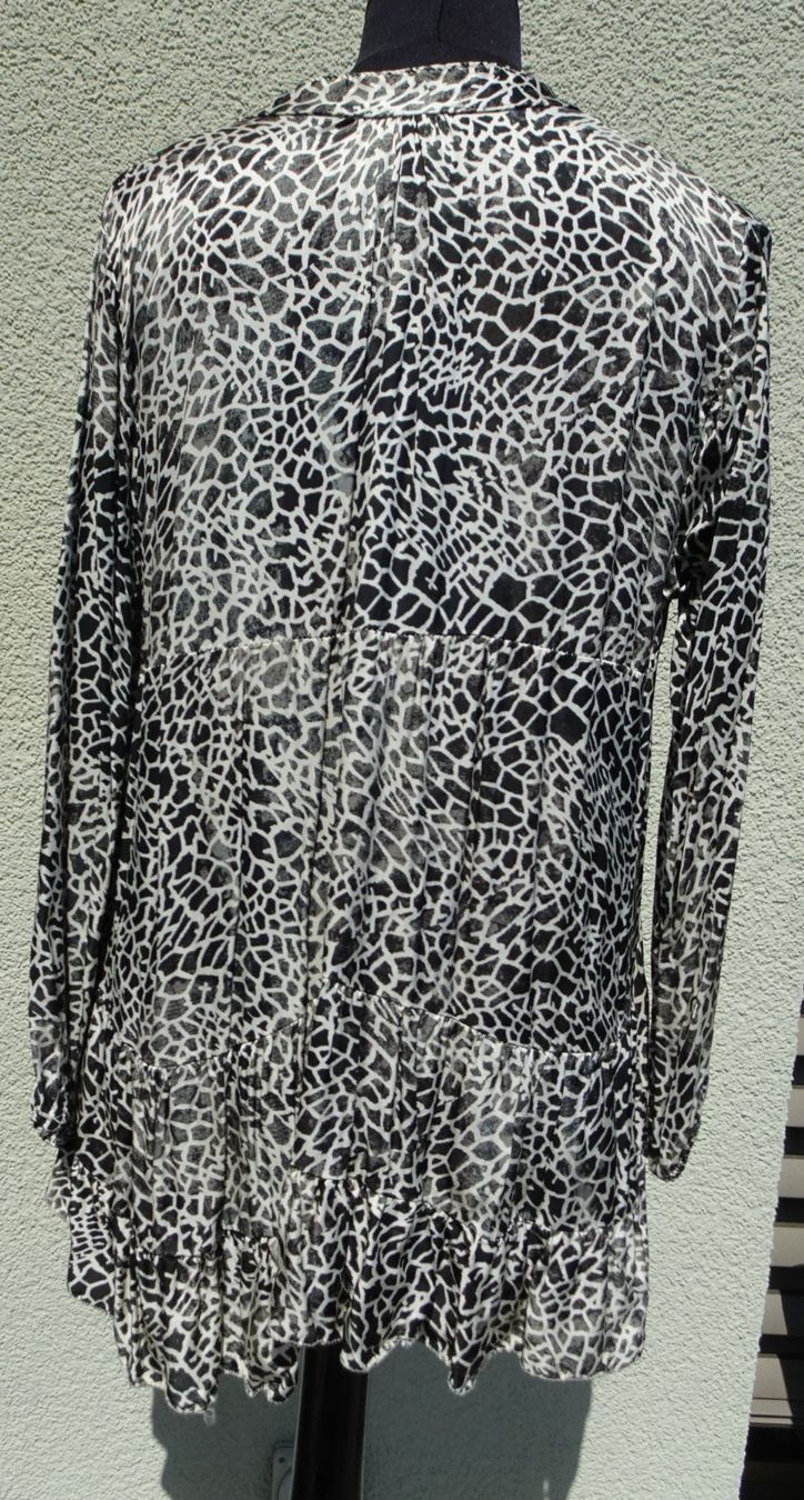 Camicette: Bluse Leomuster grün beige Gr 38 Fellmuster – Usato da Winterthur venduto da blumeblau77 3