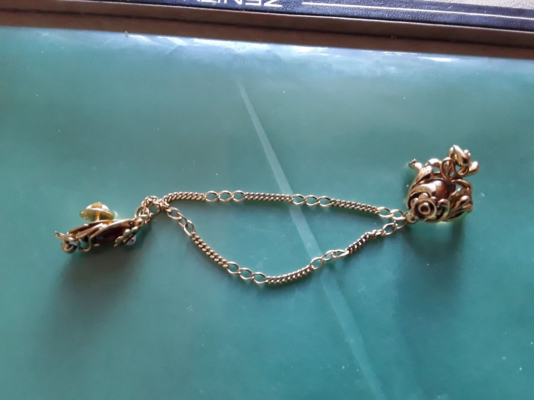 Spille & Fermagli: Studio M DUE Bijoux Brosche & Pin vergoldet – Usato da Biel/Bienne venduto da taki25