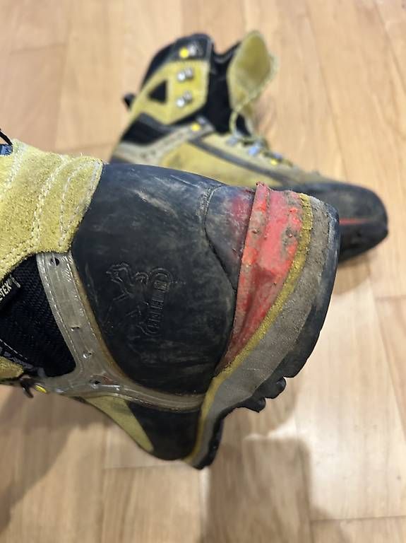 Scarpe da uomo: Salewa Bergschuh alpin extrem 44 – Usato da Zürich venduto da baste225 1
