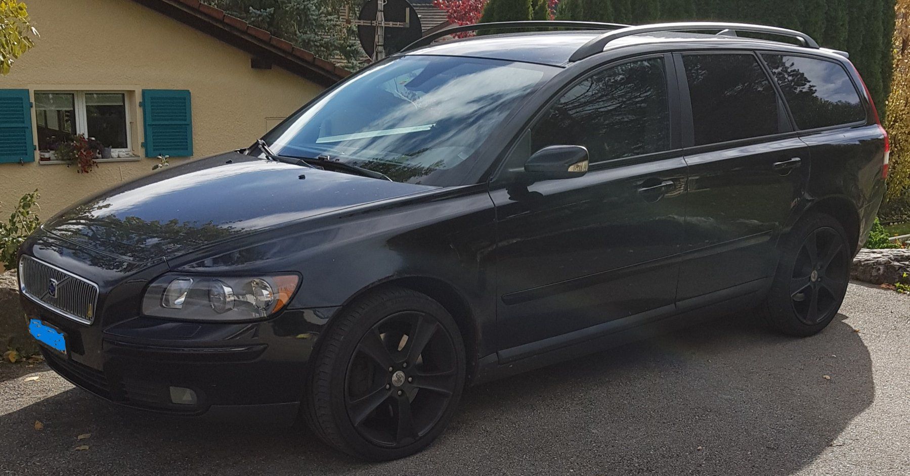 Volvo Automobili: VOLVO V50 T5 AWD – Usato da Tavannes venduto da Ramseier1