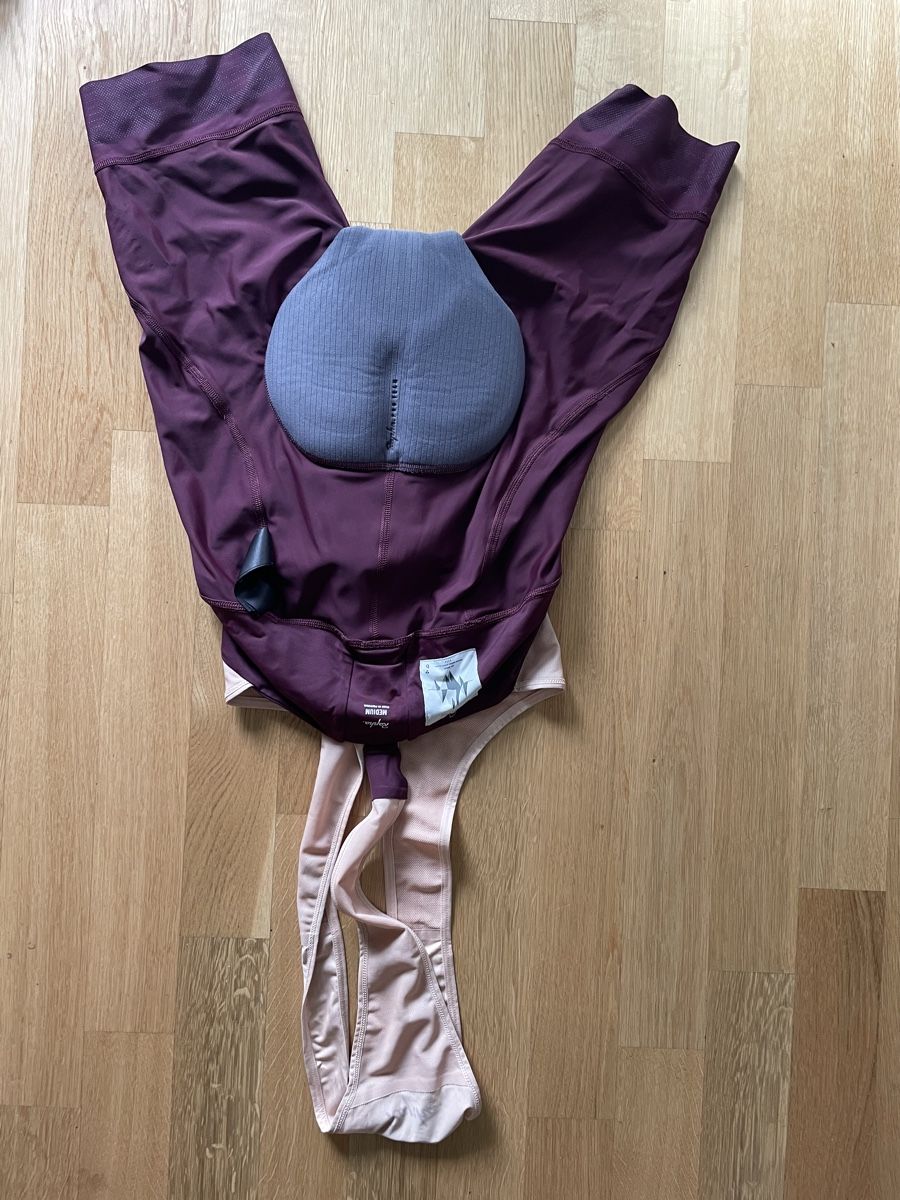 Rapha Pantalons: Rapha Bib Shorts/ Trägerhose kurz, M, Brombeere – D'occasion à Bern par AnnaS13 2