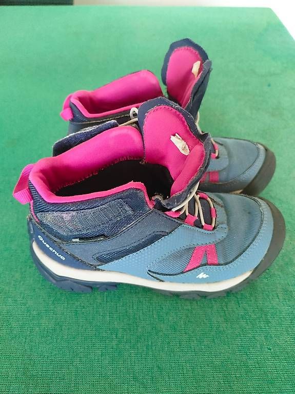 Scarpe per ragazze: Chaussures de randonnée pour enfant  – Usato da Corseaux venduto da sgi_v7vd 4