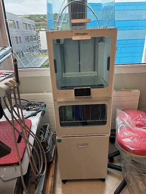 Ultimaker Stampanti 3D: Ultimaker S5 3D-Drucker mit Material Station – Usato da Schlieren venduto da fel_5xs9