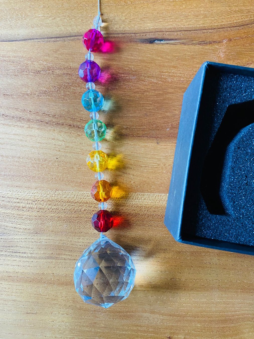 Ciondoli: farbige Chakrakugeln in Geschenkbox – Usato da Kastanienbaum venduto da Niara2