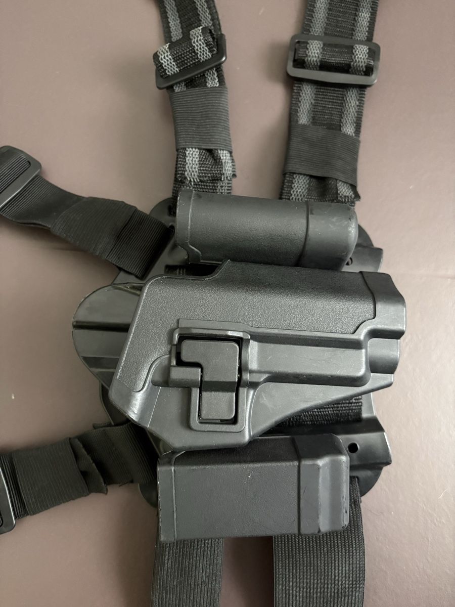 Tiro a segno: Blackhawk Beinholster  – Usato da Meilen venduto da mogli_luna 1