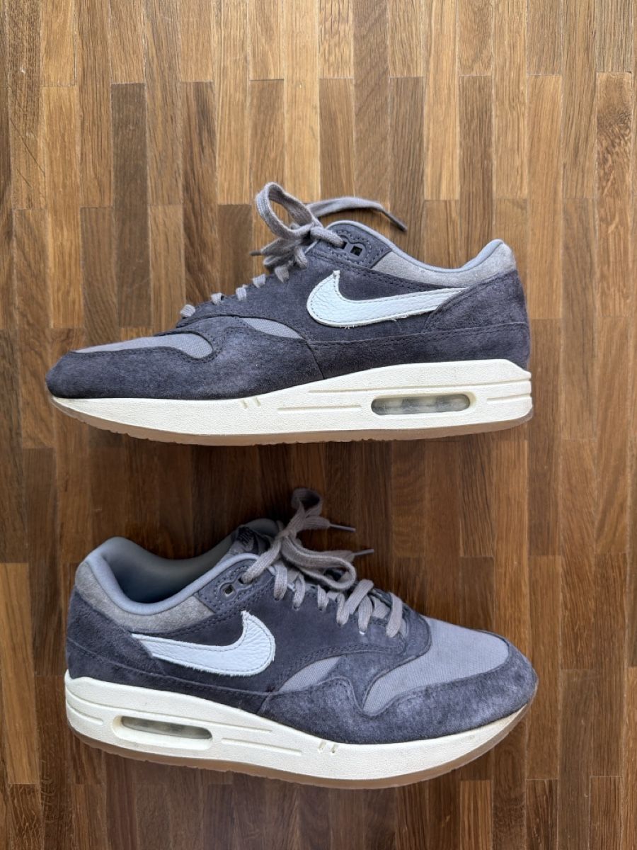 Nike Scarpe da uomo: NIKE AIR MAX PREMIUM 1 / grey / 42.5 – Usato da Zürich venduto da Anil_sag