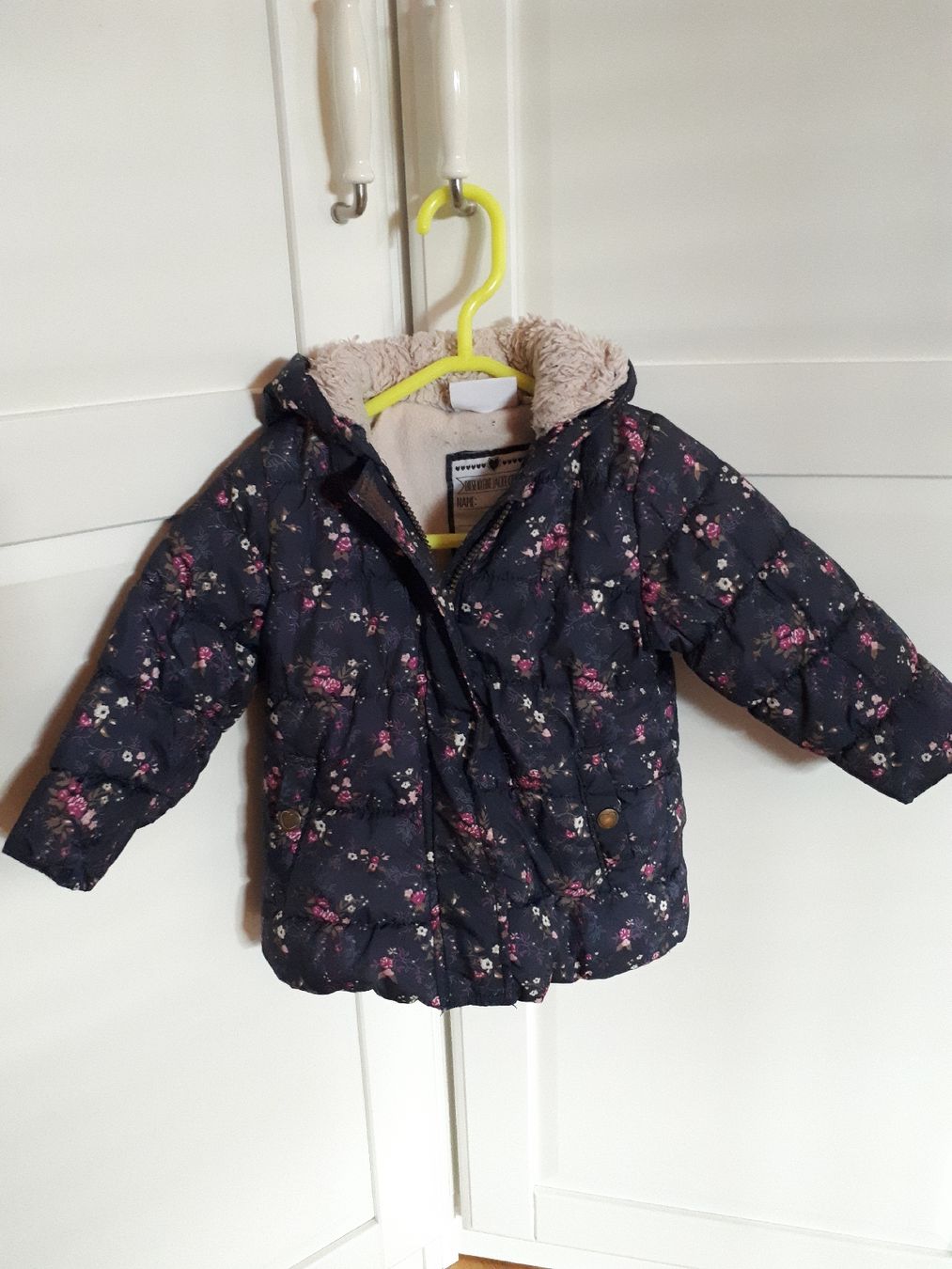 Giacche & Cappotti: Veste bébé fille – Usato da Yverdon-les-Bains venduto da CelMt 1