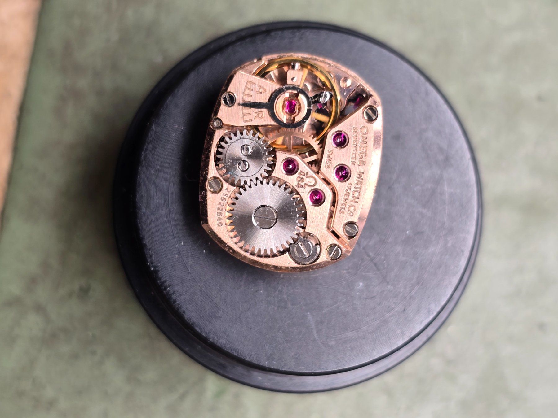 Omega Orologi: Mouvement Omega 484 – Difettoso da Tramelan venduto da Nirdan 2