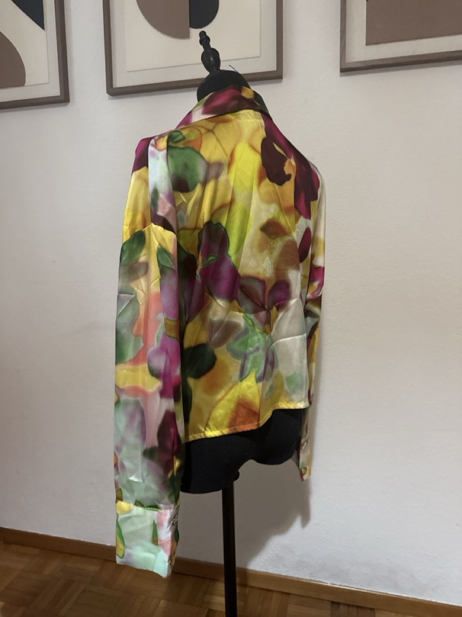 Zara Camicette: Camicetta a portafoglio ZARA – Usato da Taverne venduto da hai_tg6s 3
