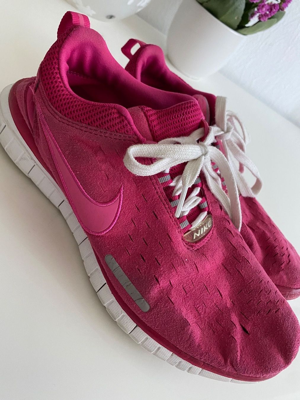 Nike Damenschuhe: Nike Sportschuhe – Gebraucht aus Winterthur von leimaj