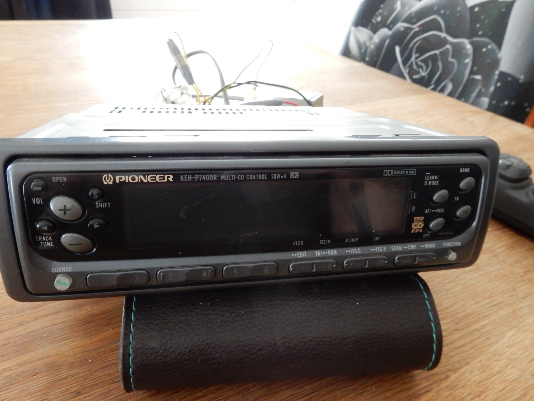 Pioneer Radio: Pioneer Autoradio – Difettoso da Balsthal venduto da Subaru11