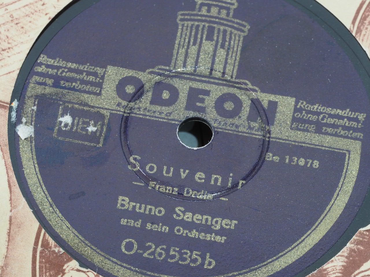 Vinyles: DISQUES 78 TOURS – D'occasion à Lausanne par Leag 9