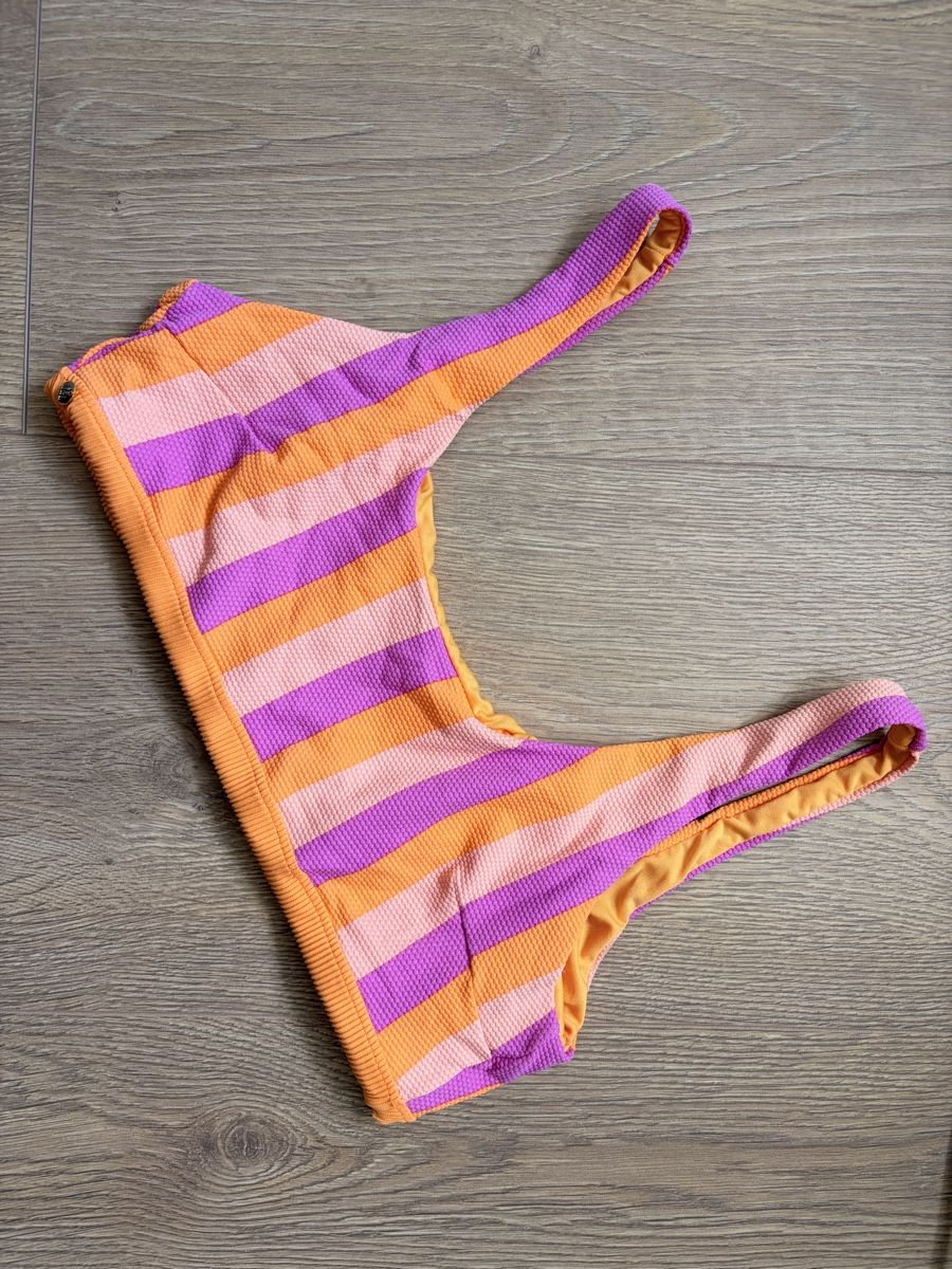 Costumi da bagno & Bikini: Bikini Oberteil Gr. L gestreift – Nuovo (secondo la descrizione) da Sursee venduto da van.jan