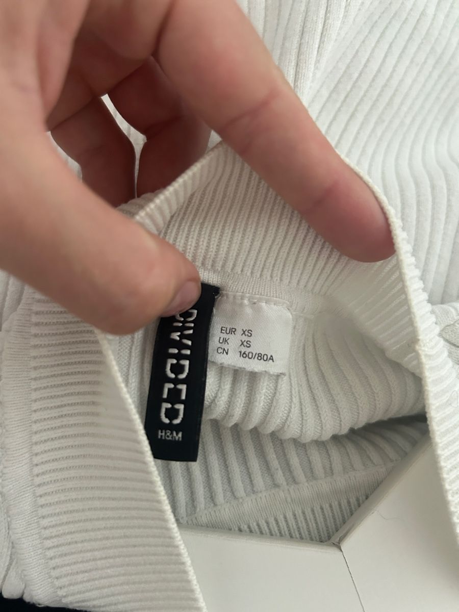 H&M Top: Weisses Highneck Top Grösse XS – Usato da Oberkirch LU venduto da a.nn.y 2