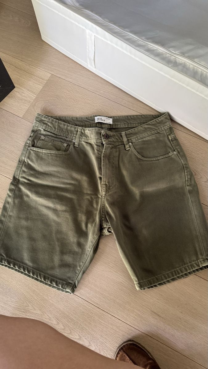 Zara Jeans: Jeans cotton shorts - Zara – Nuovo (secondo la descrizione) da Corsier GE venduto da Arca_ReLife 1