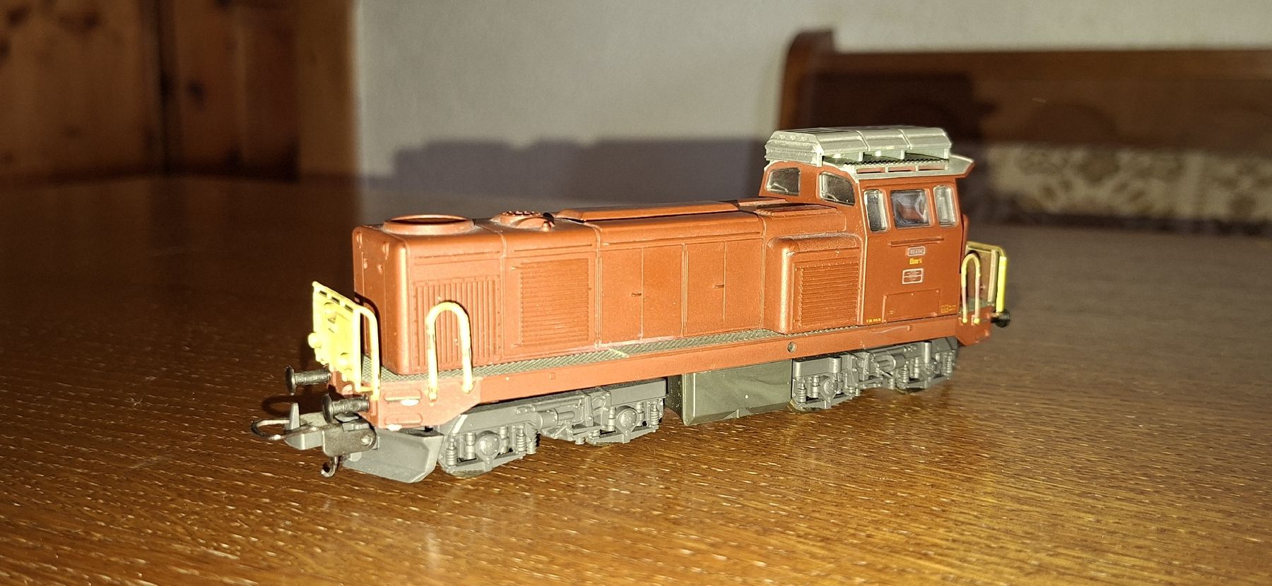 Lima Modellini di ferrovie: H0 DC Analog Lima SBB Bm 4/4 18414. – Difettoso da Pfäffikon ZH venduto da gub_2j76