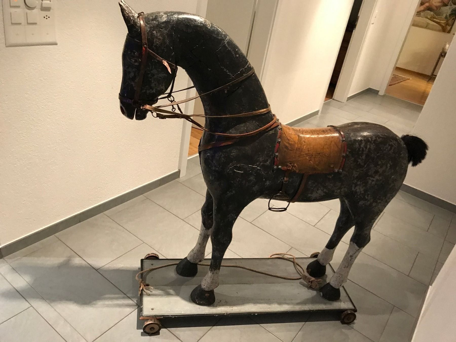 Spielzeuge: Karussel Pferd, Holzpferd, Streitross, 19. Jh. – Gebraucht aus Fehraltorf von Swisscollector 3