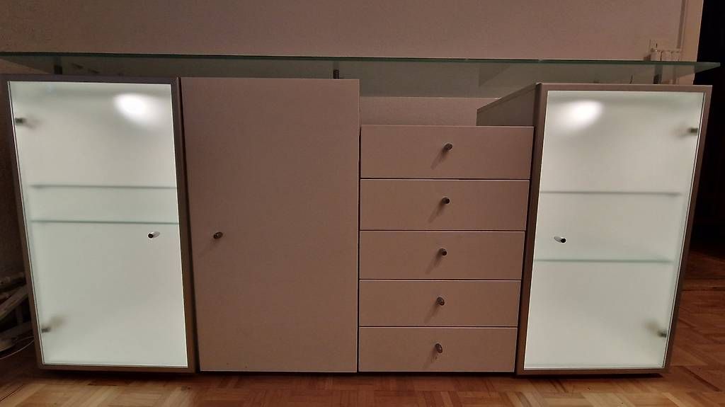 Cassettiere: Sideboard weiss mit Glasplatte – Usato da Basel venduto da Ziska17