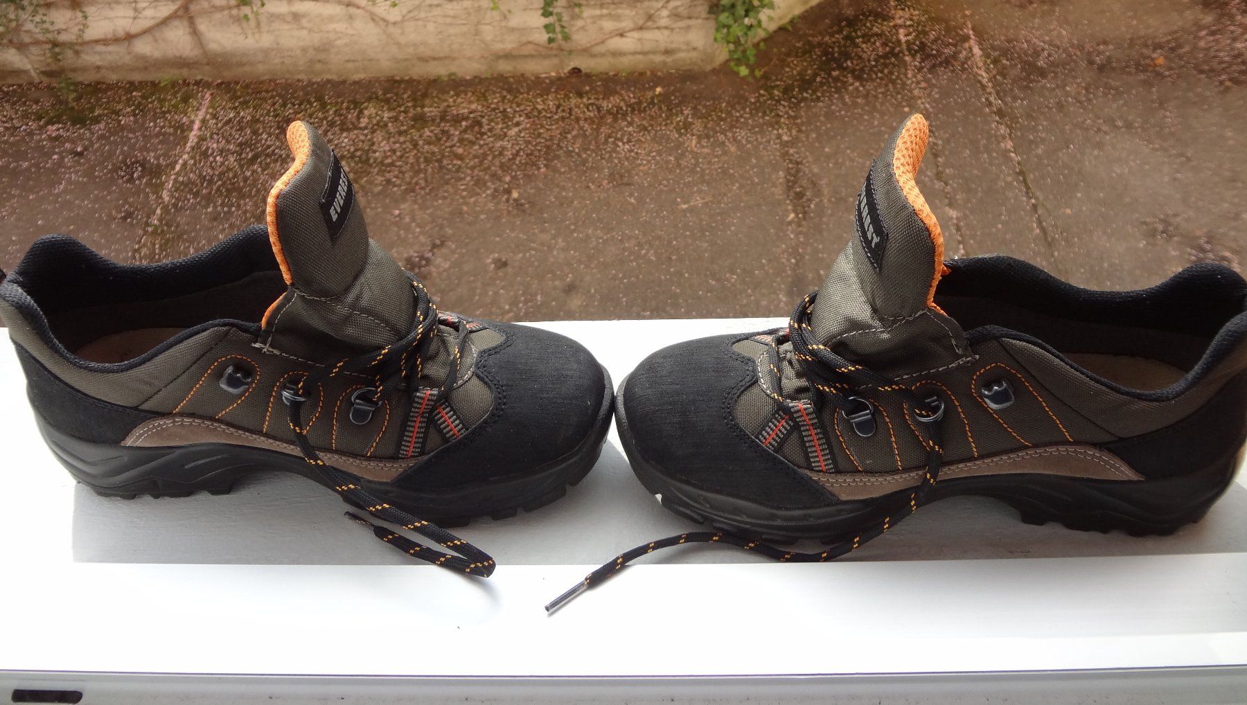 Everest Scarpe da uomo: Everest-Schuhe N 40 – Usato da Thun venduto da Fra130 3