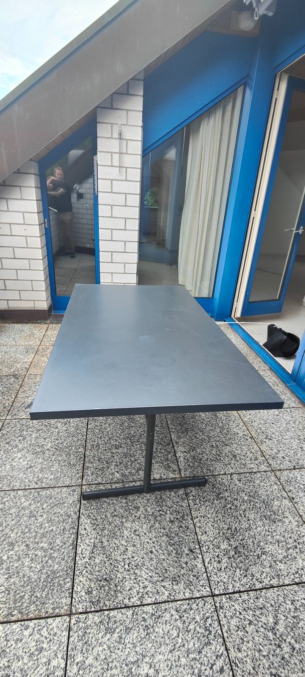 Schaffner Tables: Schaffner Gartentisch – D'occasion à Bern par nadi023 1