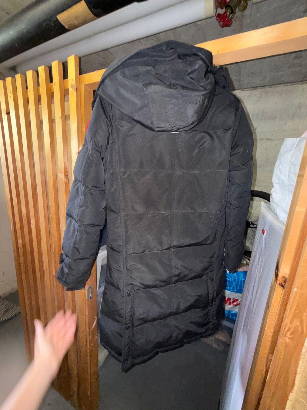 Canada Goose Cappotti: 🔥Canada Goose Parka Schwarz / S – Usato da Dottikon venduto da Celina16 1