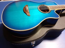 Yamaha APX 700 CBA Electro-Acoustic Guitar & Thomann Case