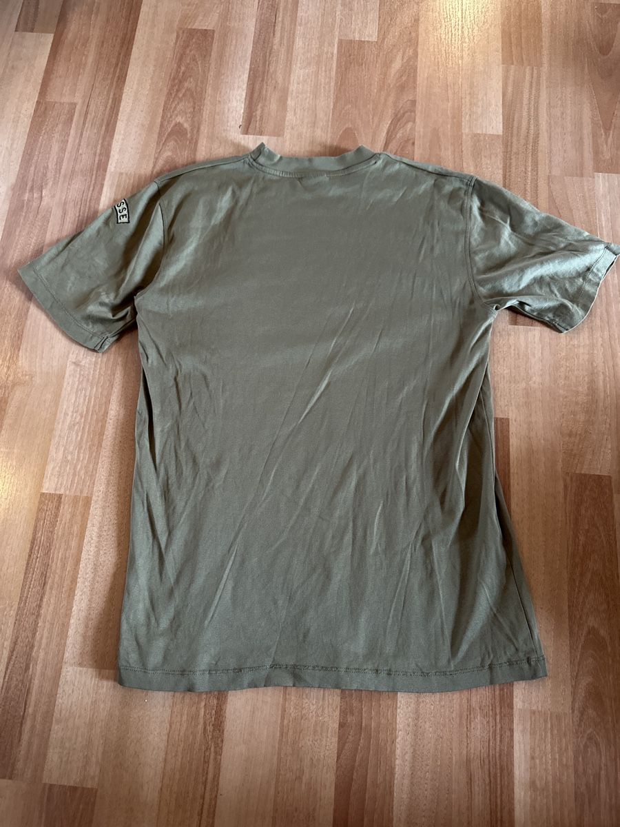 Schweizer Armee T-Shirts: Schweizer Armee T-Shirt, Grösse 48 einf. Bundweite 50 cm – Gebraucht aus St. Gallen von mai_2lcj 1