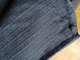 Stoff 1,40×2,50m, grau-schwarz gestreift
