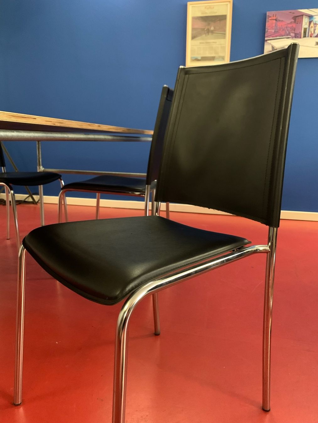 Sedie: 4 Stühle mit Leder / Kunstledersitz – Usato da Zürich venduto da cluethi 2