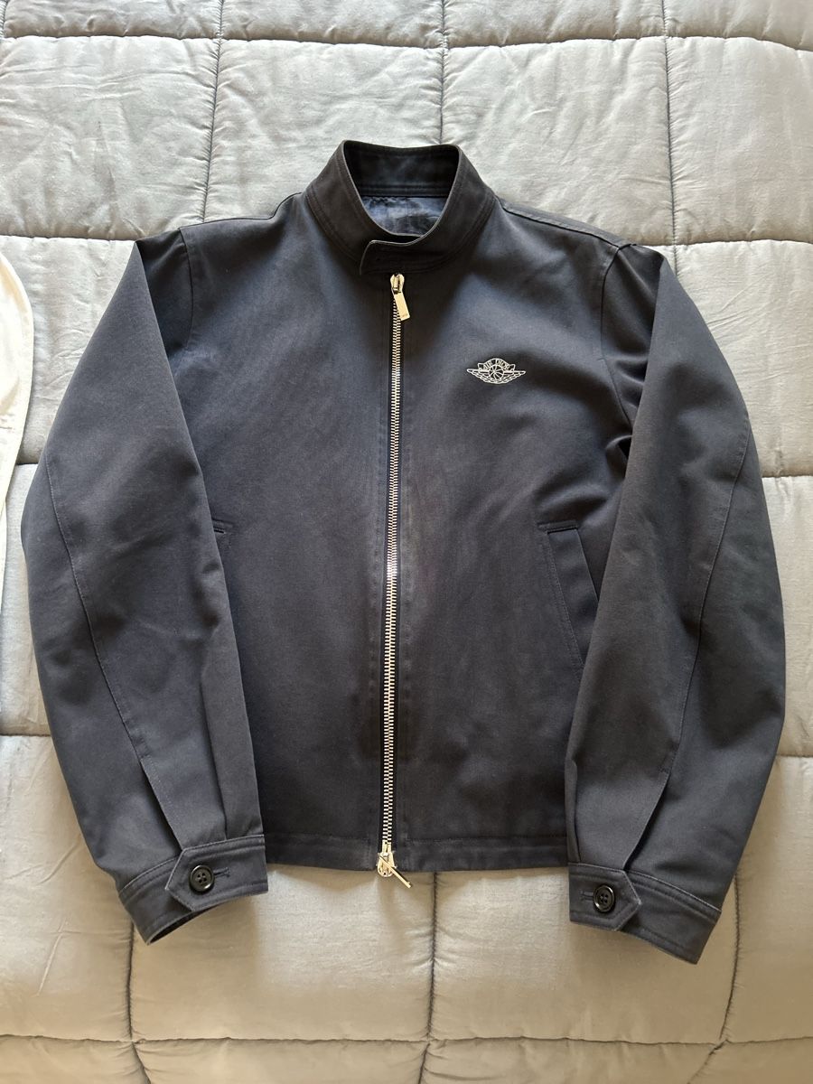 Dior Giacche: Dior Air Dior Bomber Jacket , Navy Blue Size 48 – Usato da Zug venduto da mic_8hzn 1