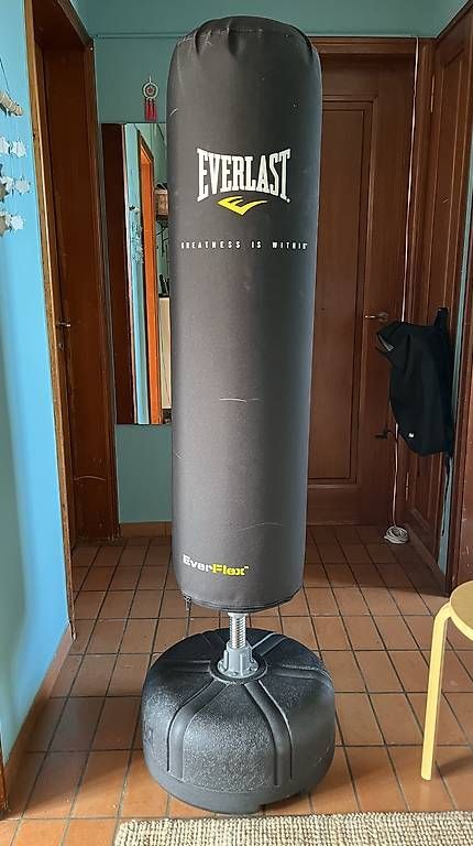 Sacchi da boxe: Freistehender Boxsack – Usato da Zürich venduto da Mandarindli10